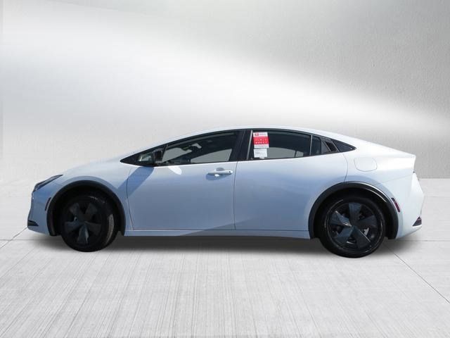 2024 Toyota Prius 