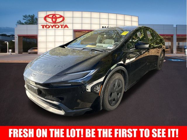 2024 Toyota Prius LE