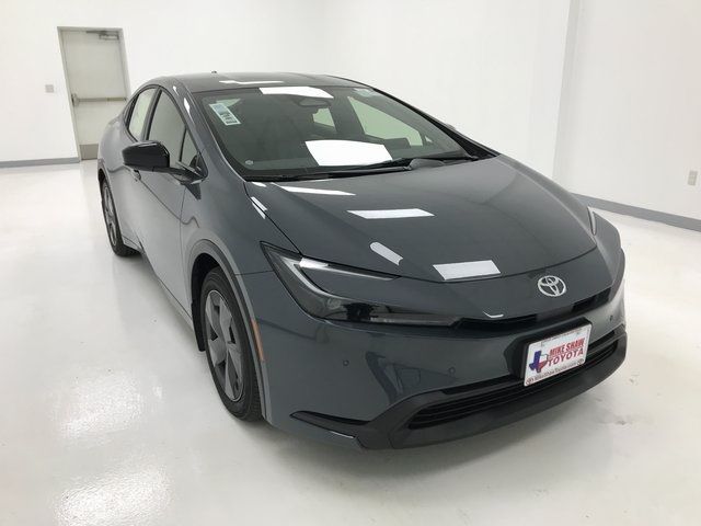 2024 Toyota Prius LE