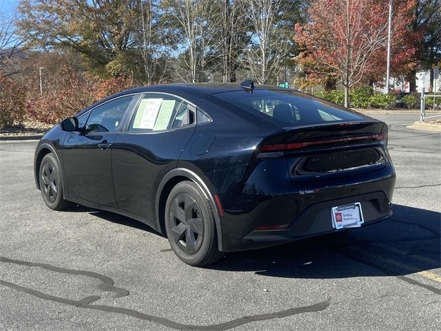 2024 Toyota Prius LE