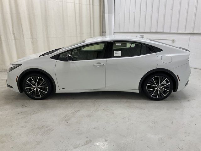 2024 Toyota Prius 