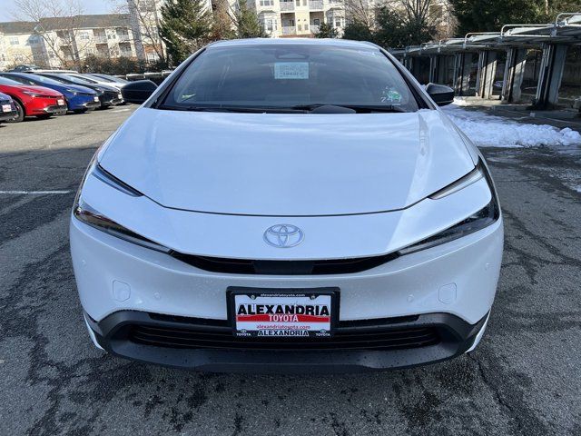 2024 Toyota Prius LE