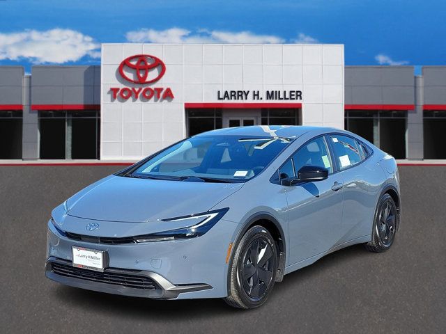 2024 Toyota Prius LE