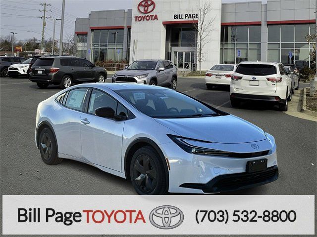 2024 Toyota Prius LE