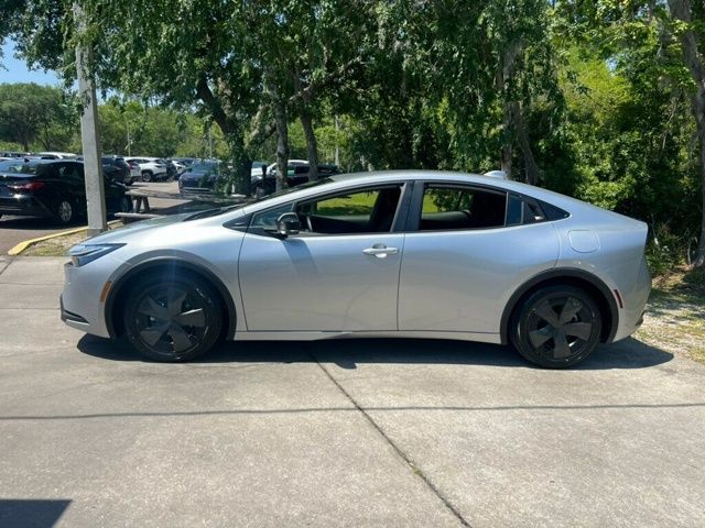 2024 Toyota Prius LE