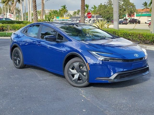 2024 Toyota Prius LE