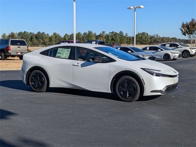 2024 Toyota Prius LE