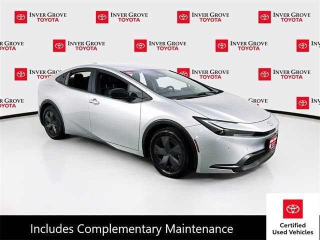 2024 Toyota Prius 