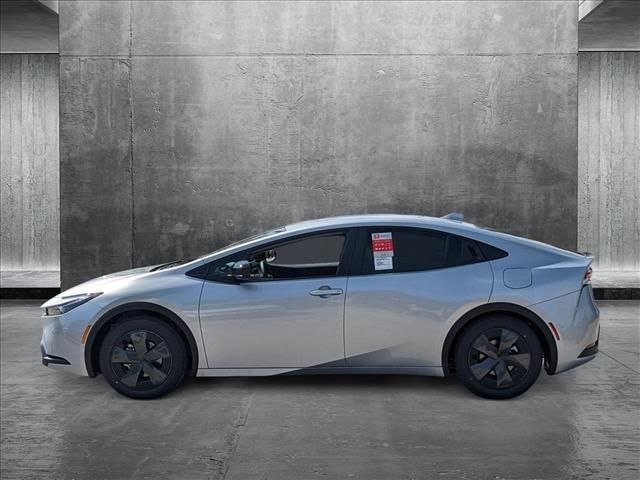 2024 Toyota Prius LE