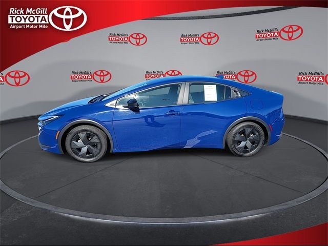 2024 Toyota Prius LE