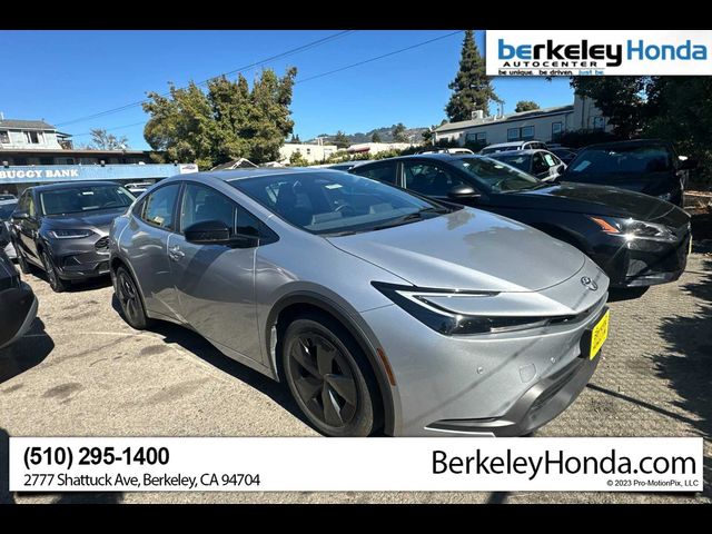 2024 Toyota Prius LE