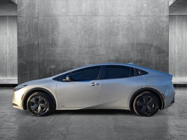 2024 Toyota Prius LE