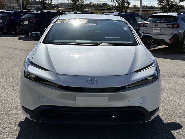 2024 Toyota Prius LE