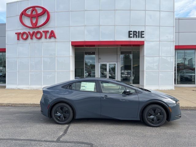 2024 Toyota Prius LE