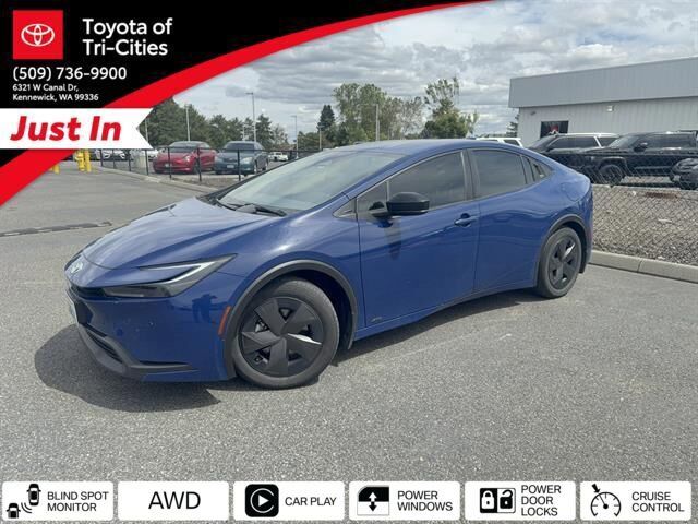 2024 Toyota Prius LE