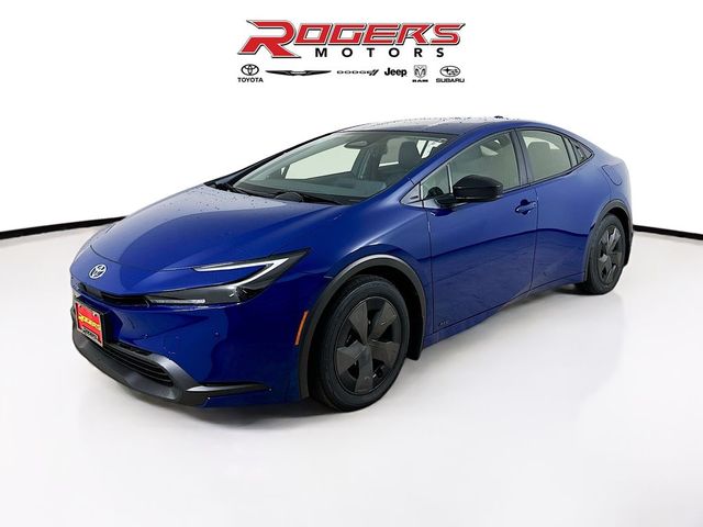 2024 Toyota Prius LE