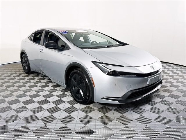 2024 Toyota Prius LE