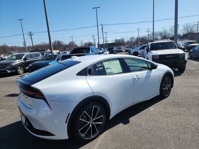 2024 Toyota Prius XLE