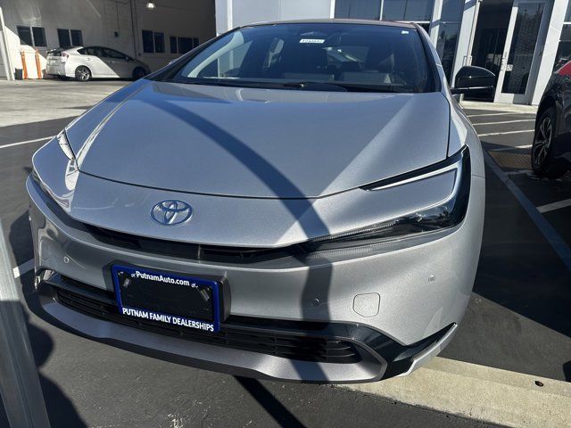 2024 Toyota Prius XLE