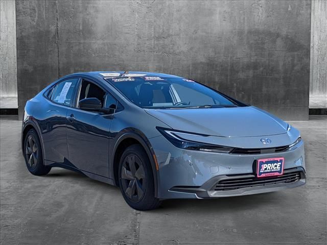 2024 Toyota Prius LE