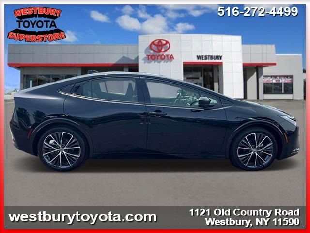 2024 Toyota Prius LE