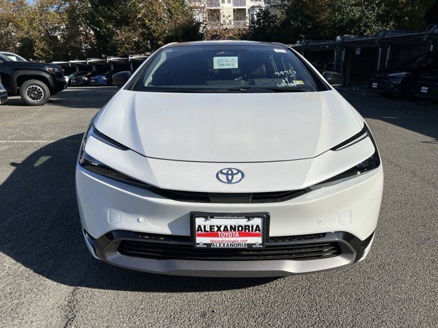 2024 Toyota Prius XLE