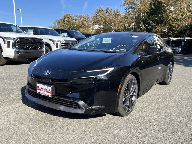 2024 Toyota Prius XLE