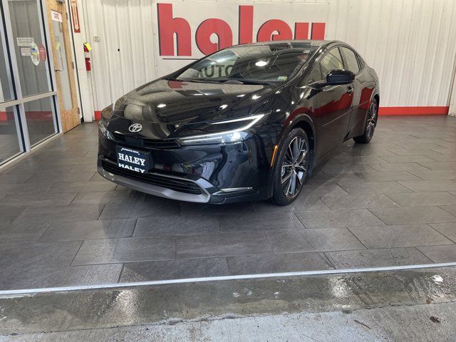 2024 Toyota Prius XLE