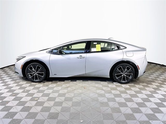 2024 Toyota Prius XLE