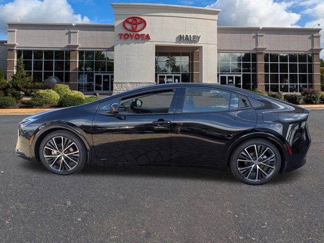 2024 Toyota Prius XLE