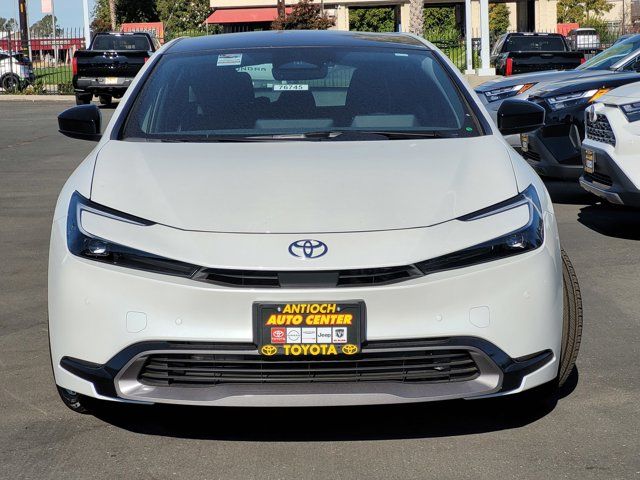 2024 Toyota Prius XLE