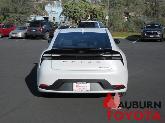 2024 Toyota Prius Prime SE