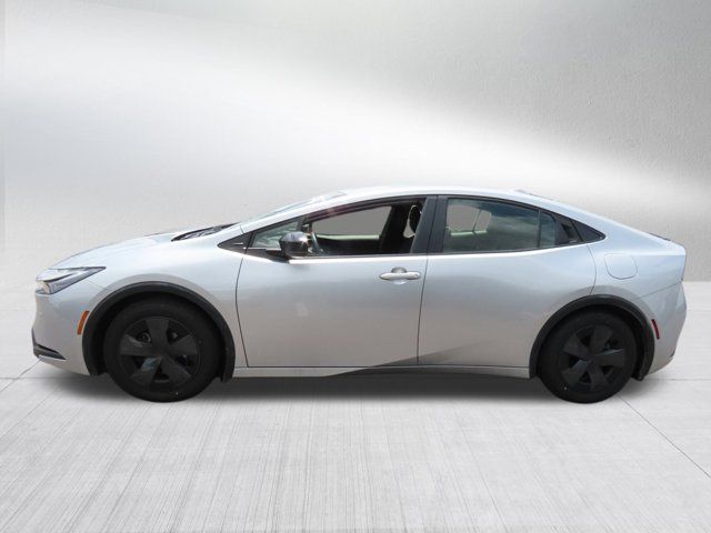 2024 Toyota Prius Prime SE