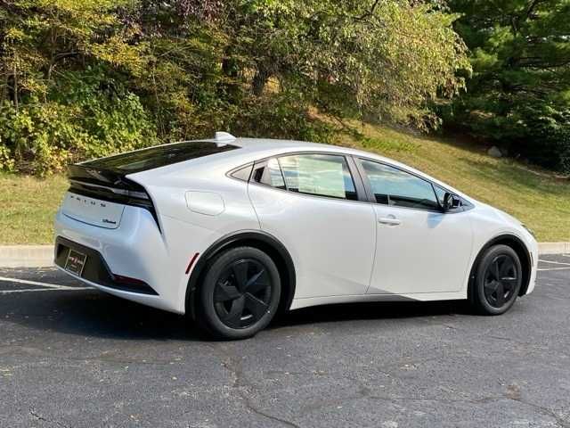 2024 Toyota Prius Prime SE