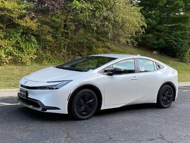 2024 Toyota Prius Prime SE