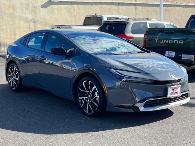 2024 Toyota Prius Prime SE