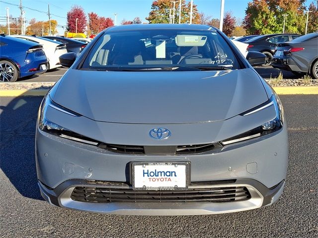 2024 Toyota Prius Prime SE