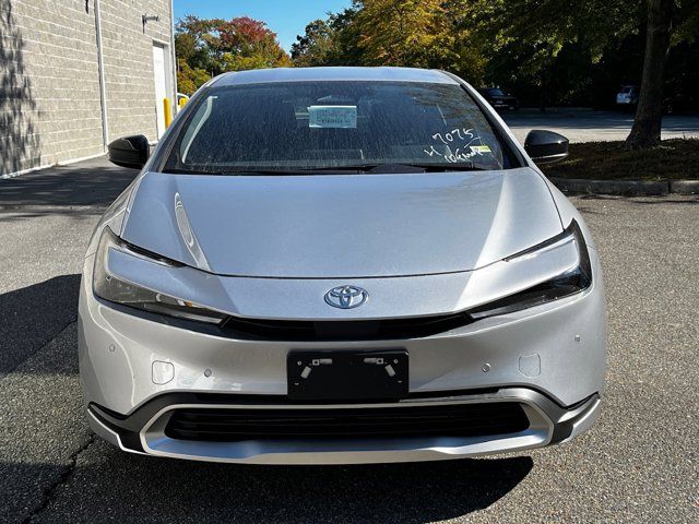 2024 Toyota Prius Prime SE