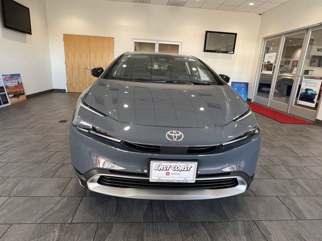 2024 Toyota Prius Prime SE