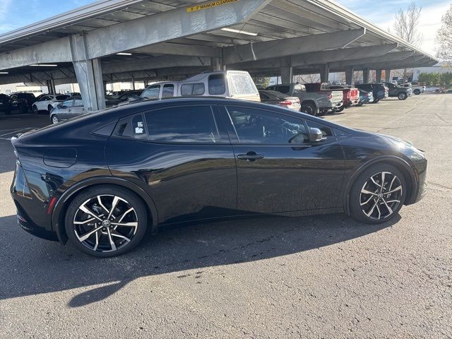 2024 Toyota Prius Prime SE