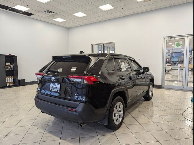 2024 Toyota RAV4 LE