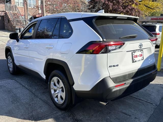 2024 Toyota RAV4 LE