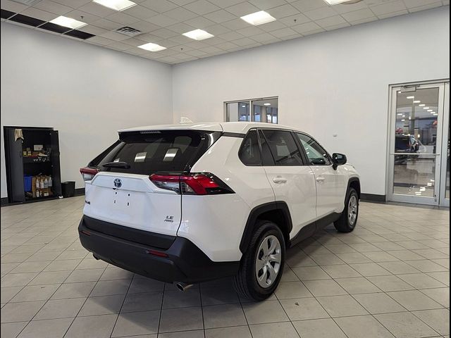 2024 Toyota RAV4 LE