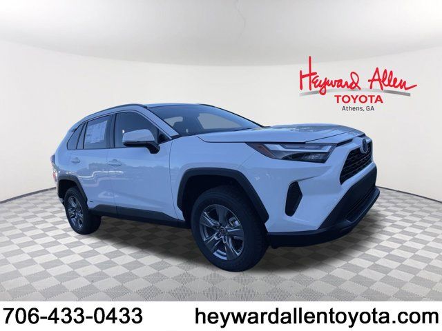 2024 Toyota RAV4 Hybrid LE