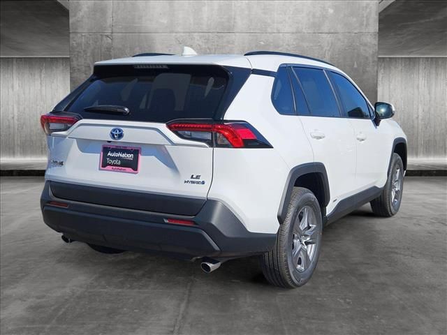 2024 Toyota RAV4 Hybrid LE