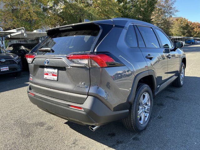 2024 Toyota RAV4 Hybrid LE