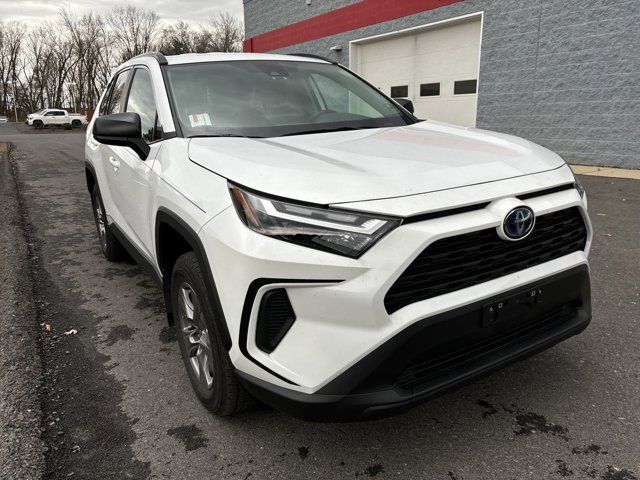 2024 Toyota RAV4 Hybrid LE