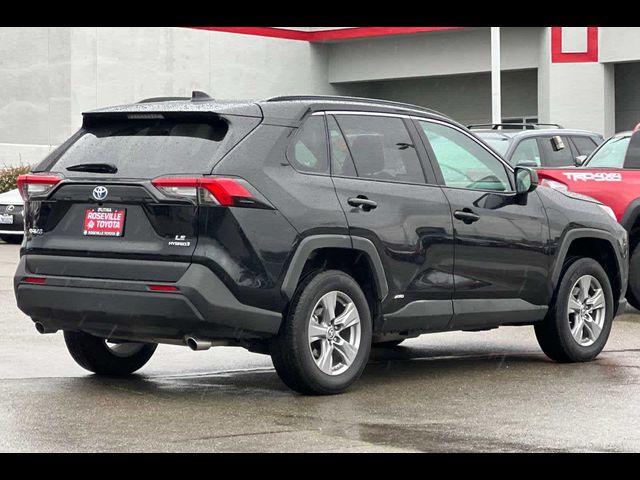 2024 Toyota RAV4 Hybrid LE