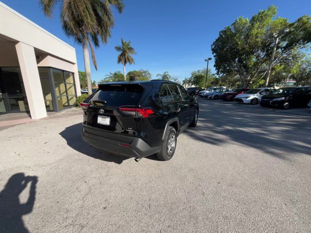 2024 Toyota RAV4 Hybrid LE