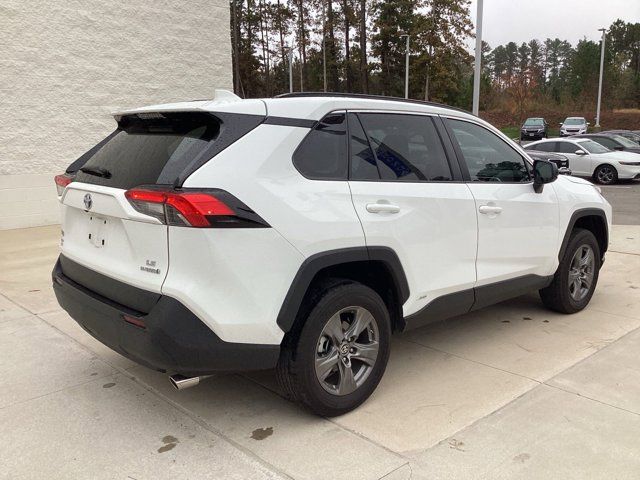 2024 Toyota RAV4 Hybrid LE